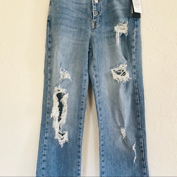 Guess Distressed High Waist Jeans NWT - Picture 3 of 7